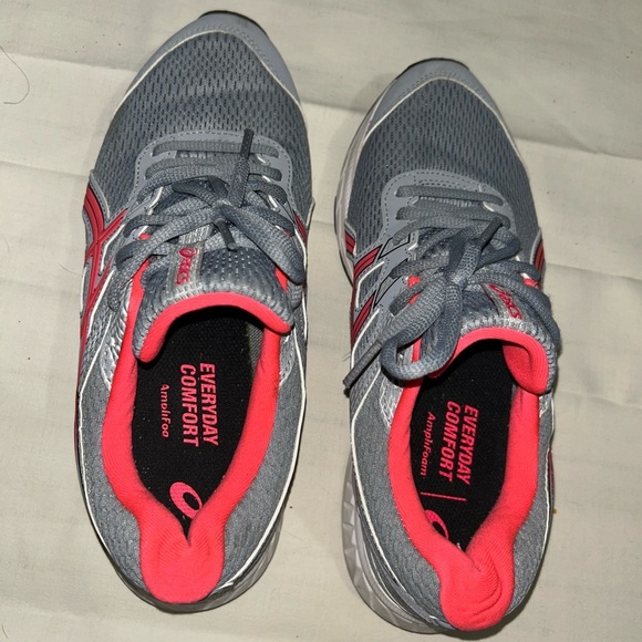 ASICS Women's Athletic Shoes in Gray and Pink - Picture 7 of 8